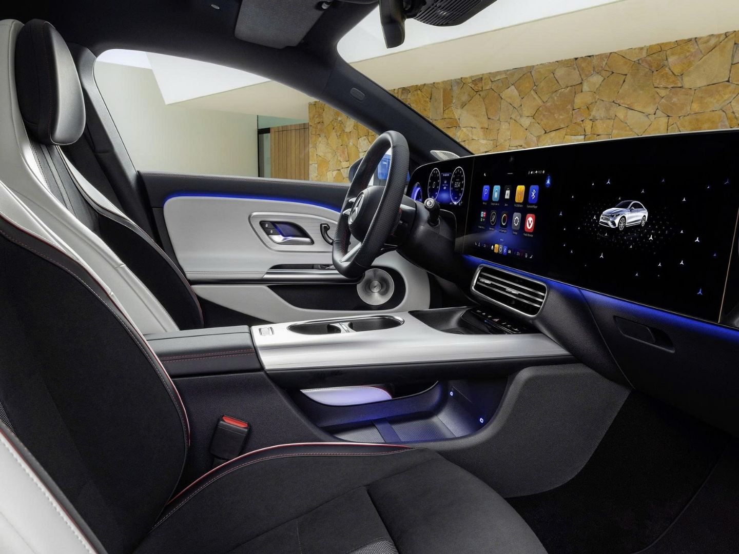 Mercedes-Benz CLA 200 electric
