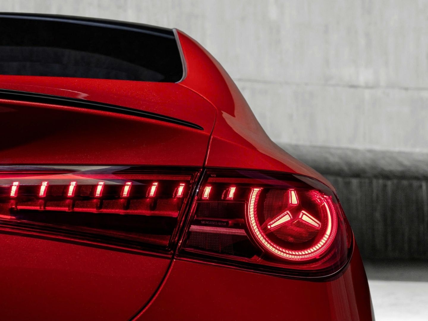 Mercedes-Benz CLA 200 electric