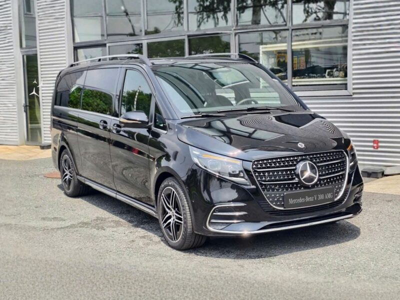 Mercedes V300 AMG