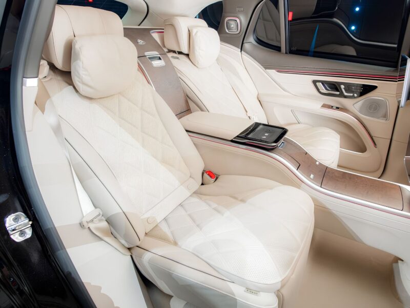 Mercedes Maybach EQS 680 SUV