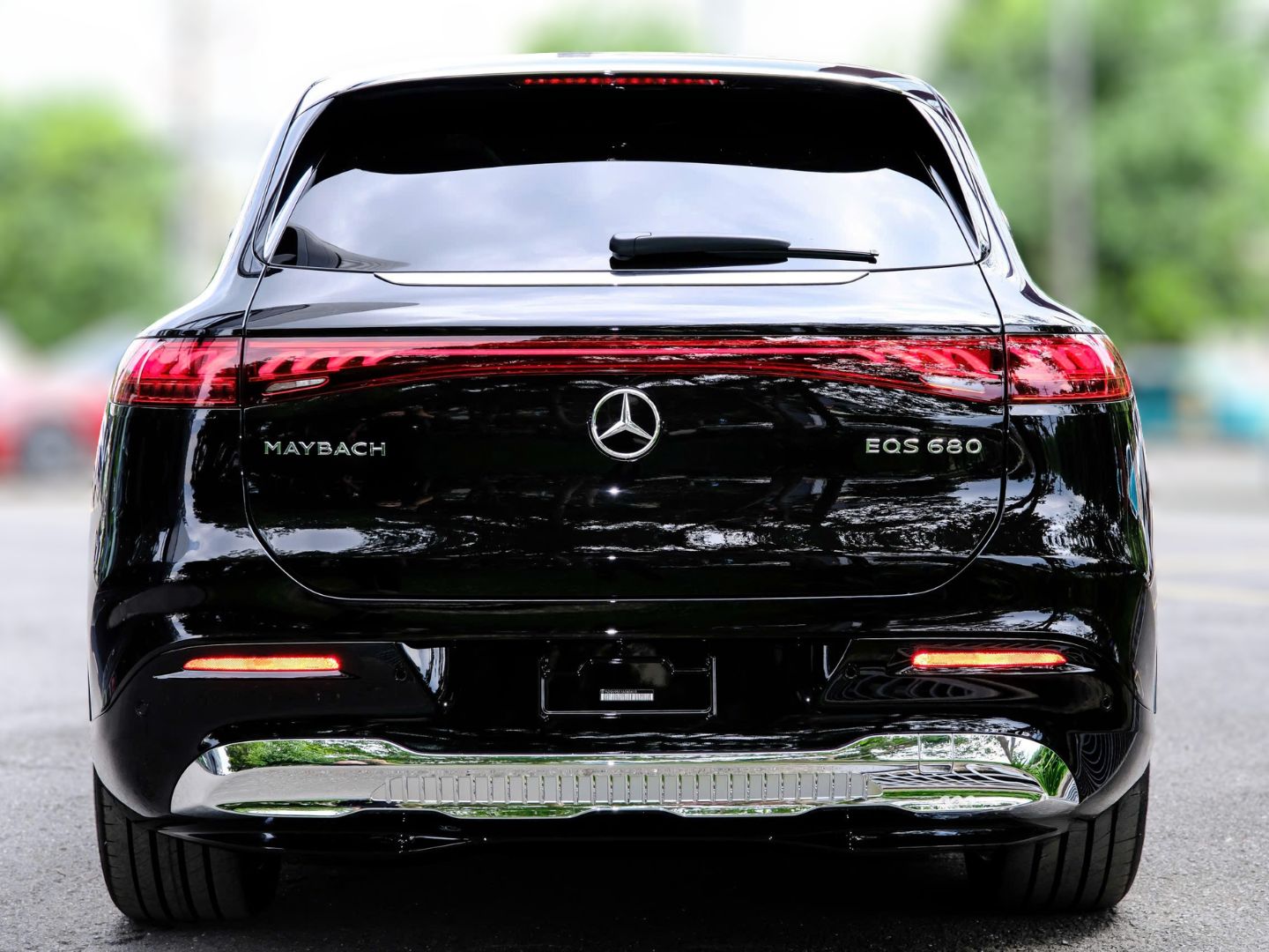 Mercedes Maybach EQS 680 SUV