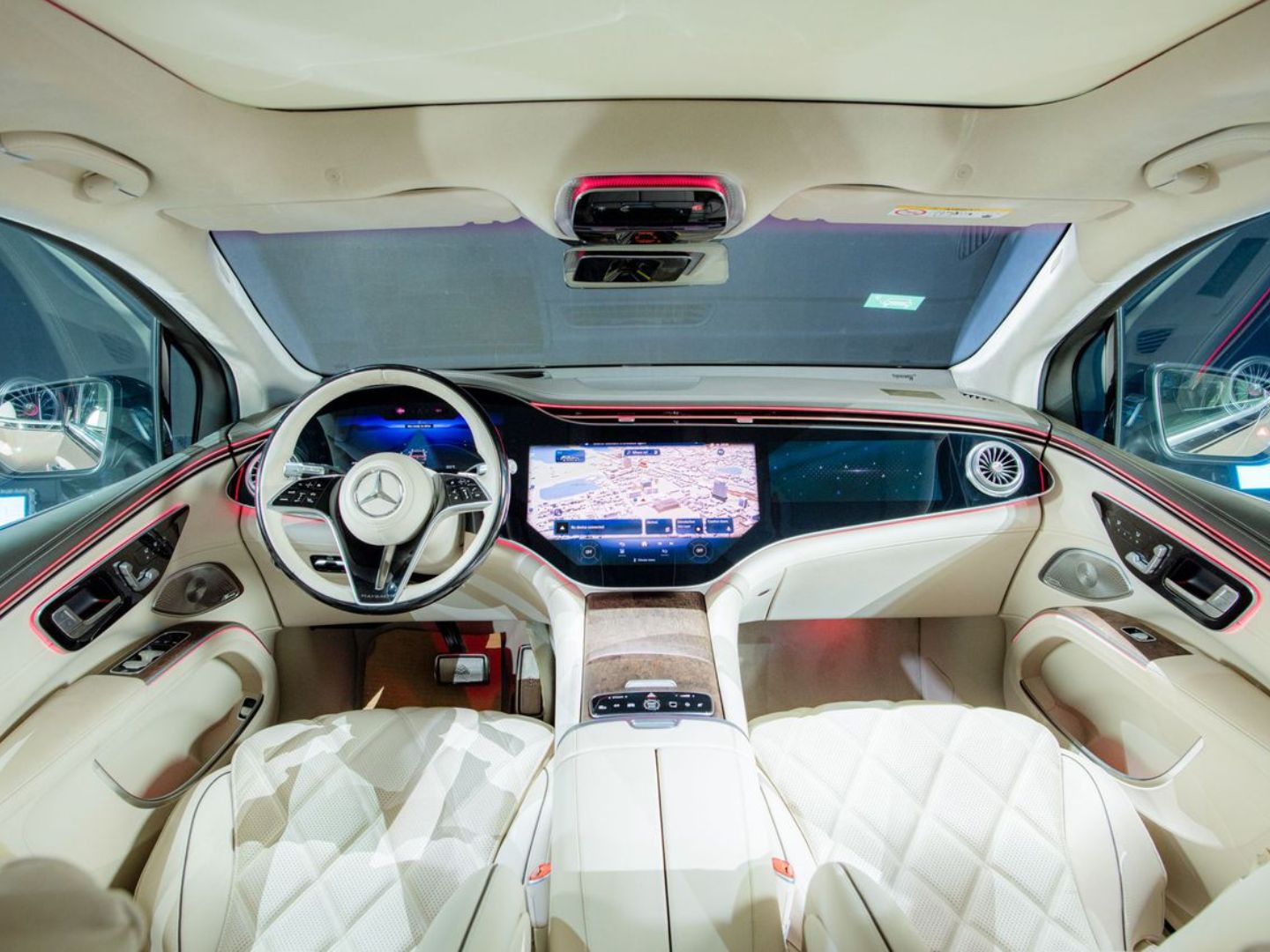 Mercedes Maybach EQS 680 SUV