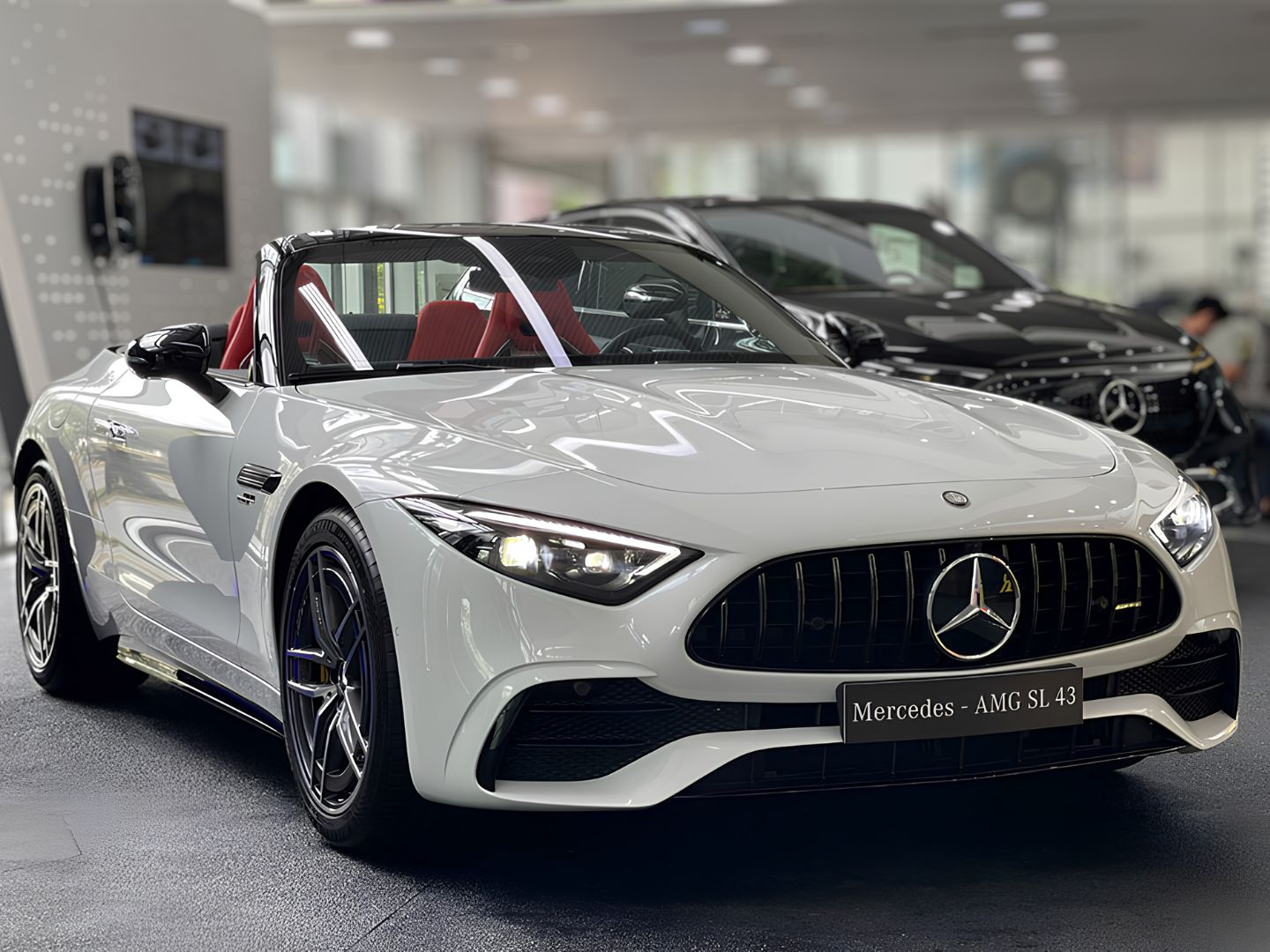 Mercedes AMG SL 43