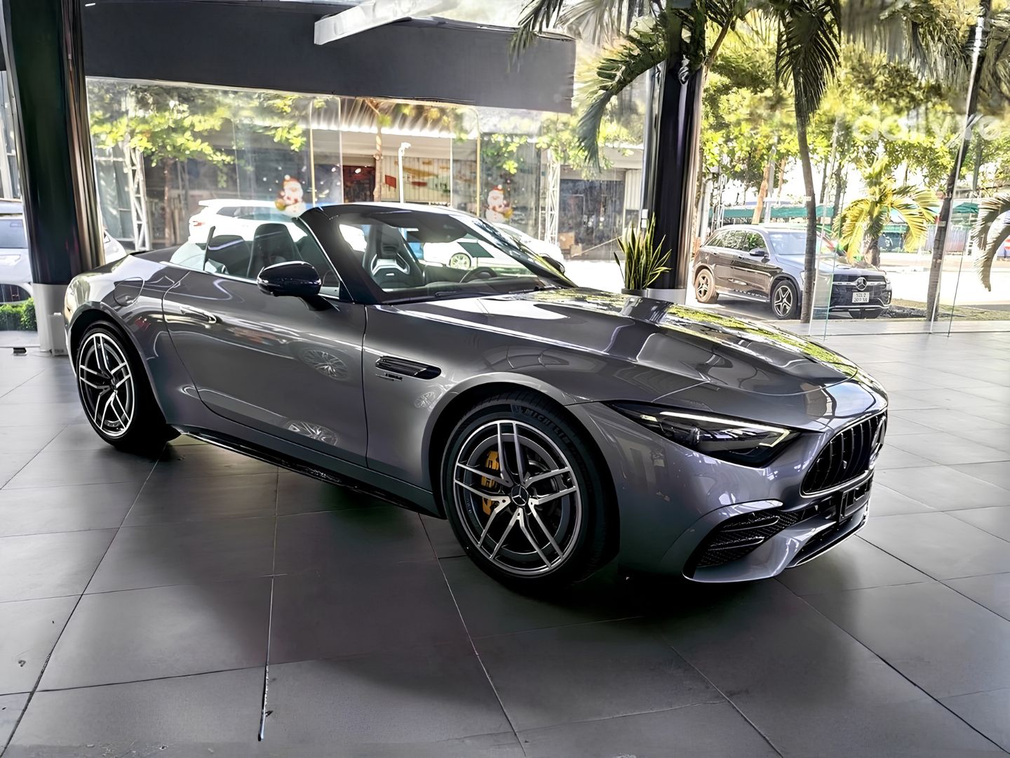 Mercedes AMG SL 43